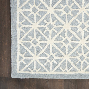 Homeroots 4' X 6' Light Blue And White Geometric Hand Tufted Area Rug  Wool Blend 533380