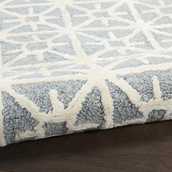 Homeroots 4' X 6' Light Blue And White Geometric Hand Tufted Area Rug  Wool Blend 533380