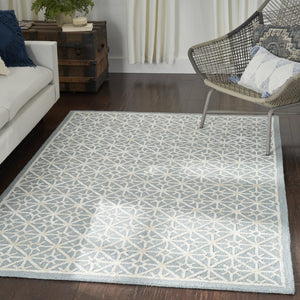 Homeroots 4' X 6' Light Blue And White Geometric Hand Tufted Area Rug  Wool Blend 533380