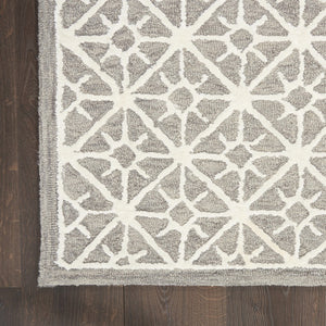 HomeRoots 4' Gray and Ivory Geometric Hand-Tufted Area Rug - Modern Style for Living Rooms and Bedrooms 5' X 8' 533385