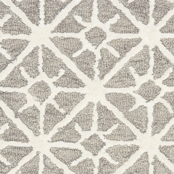 HomeRoots 4' Gray and Ivory Geometric Hand-Tufted Area Rug - Modern Style for Living Rooms and Bedrooms 5' X 8' 533385