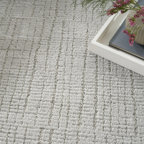 HomeRoots 4' Gray and Silver Abstract Area Rug - Modern Scandinavian Design for Stylish High-Traffic Spaces 5' X 7' 533403