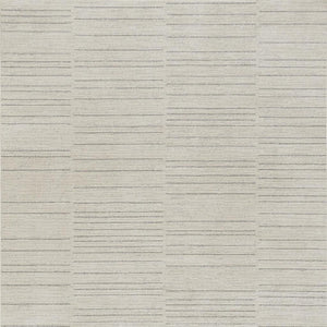 HomeRoots 4' Gray and Ivory Abstract Area Rug - Modern Scandinavian Design for Effortless Elegance and Comfort 6' X 9' 533407