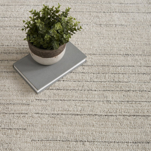 HomeRoots 4' Gray and Ivory Abstract Area Rug - Modern Scandinavian Design for Effortless Elegance and Comfort 8' X 10' 533414
