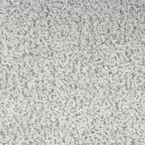 Homeroots 5' X 7' Silver Shag Power Loom Area Rug  Polyester 533570