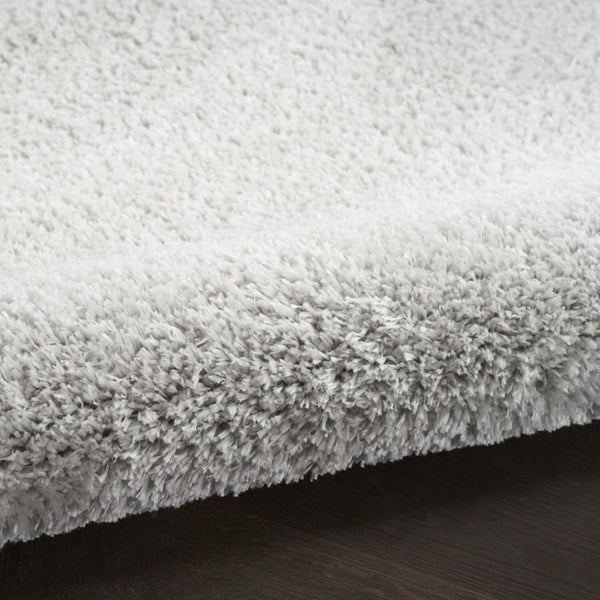 HomeRoots 5' Silver Shag Area Rug – Plush, Modern Design for Ultimate Comfort and Style in Any Space 5' X 7' 533570