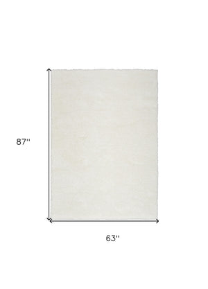 Homeroots 5' X 7' Ivory Shag Power Loom Area Rug  Polyester 533571