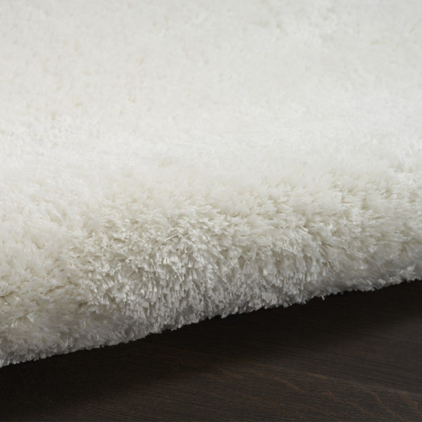 HomeRoots 5' Luxurious Ivory Shag Area Rug - Soft, Cozy, and Stylish Addition for Modern Living Spaces 5' X 7' 533571