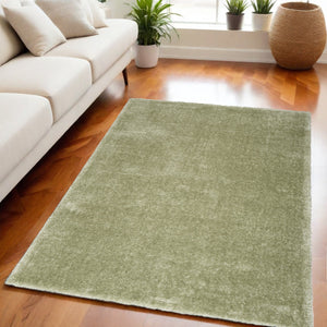 Homeroots 5' X 7' Green Shag Power Loom Area Rug  Polyester 533572