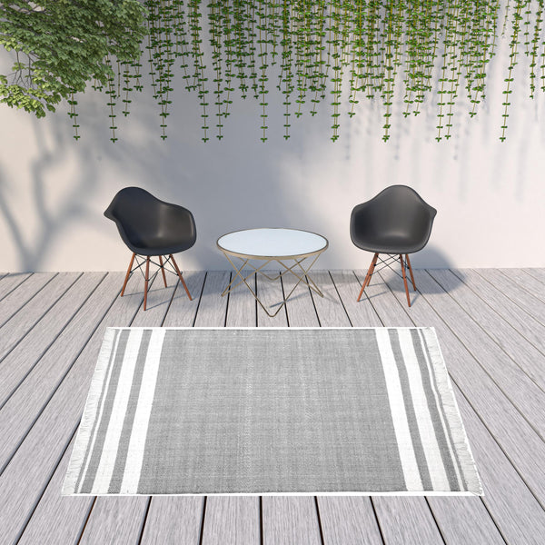 Homeroots 8' X 10' Gray Striped Handmade Stain Resistant Non Skid Indoor Outdoor Area Rug Gray 100% Pet 533582