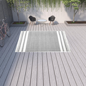 Homeroots 9' X 12' Gray Striped Handmade Stain Resistant Non Skid Indoor Outdoor Area Rug Gray 100% Pet 533583
