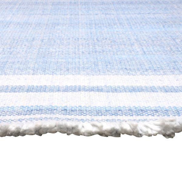 Homeroots 5' X 7' Blue Striped Handmade Stain Resistant Non Skid Indoor Outdoor Area Rug Blue 100% Pet 533584