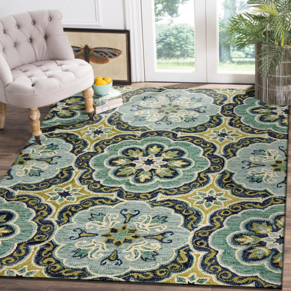 HomeRoots 5' Hand-Tufted Green Wool Floral Area Rug - Add Warmth, Style, and Durability to Your Home Décor 5' X 8' Rectangle 533599