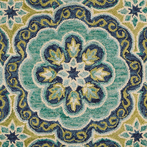 HomeRoots 5' Hand-Tufted Green Wool Floral Area Rug - Add Warmth, Style, and Durability to Your Home Décor 5' Round Round 533600