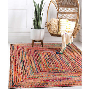 HomeRoots 5' Hand-Braided Tan Geometric Area Rug - Durable, Reversible Design for Timeless Home Elegance 8' X 10' Rectangle 533616