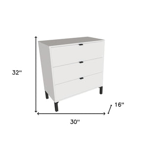 Homeroots 30" White Three Drawer Dresser  Manufactured Wood 533811