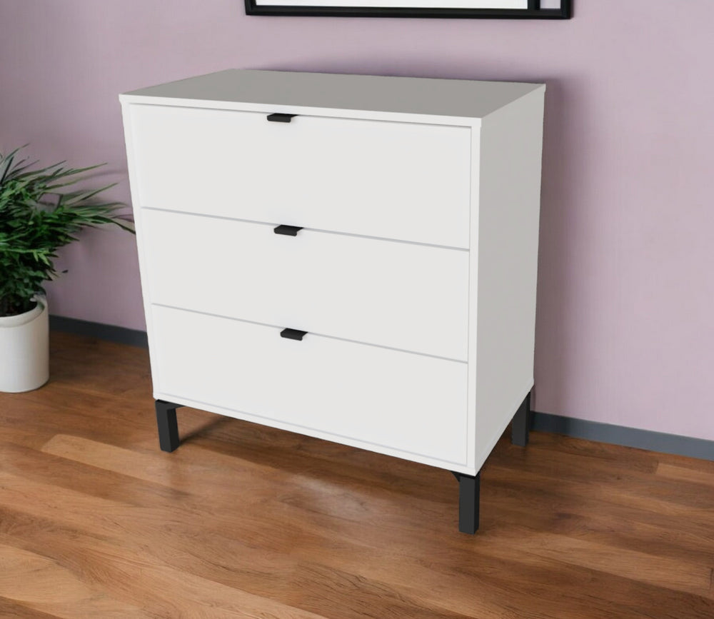 Homeroots 30" White Three Drawer Dresser  Manufactured Wood 533811