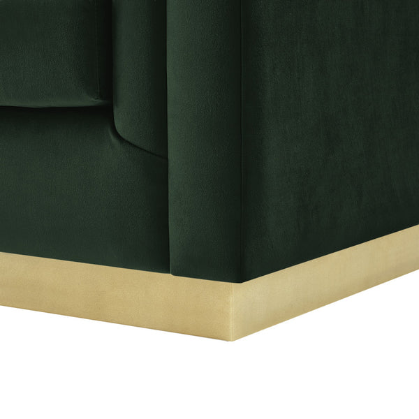 Homeroots 34" Hunter Green Velvet Tufted Club Chair - Stylish Comfort With Durable Design For Any Space Hunter Green  533859