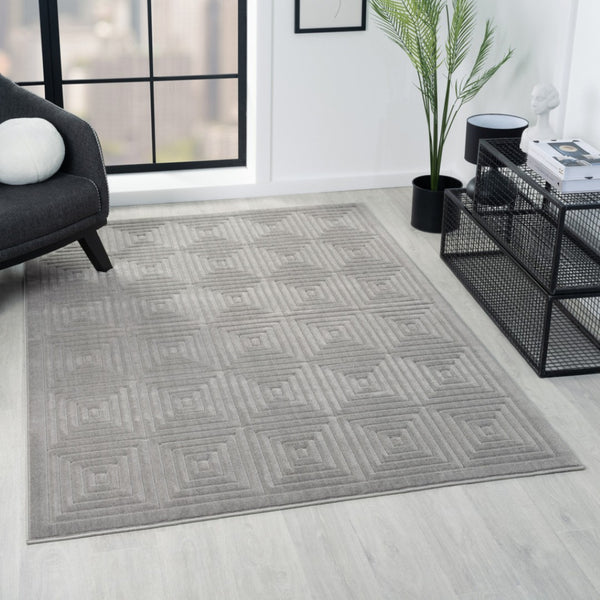 HomeRoots 8' Modern Ivory Geometric Area Rug - Durable, Stain-Resistant Design for Stylish Living Spaces 8' X 10' 534042