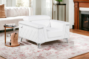 Homeroots 42" Silver Metallic Arm Chair White  534093