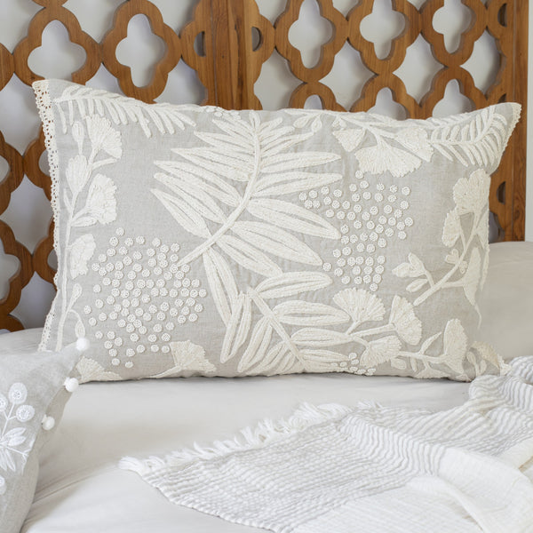 Homeroots 16" X 24" Natural And Ivory Botanical Linen Zippered Pillow With Embroidery   534303