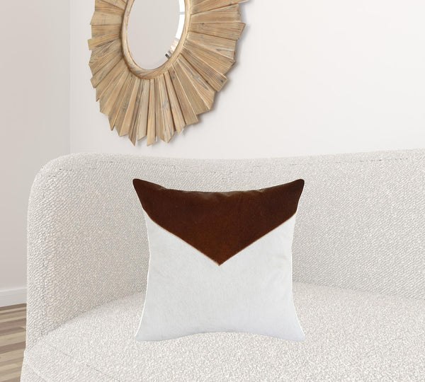 Homeroots 20" X 20" Brown And Ivory Geometric Faux Leather Zippered Pillow   534304
