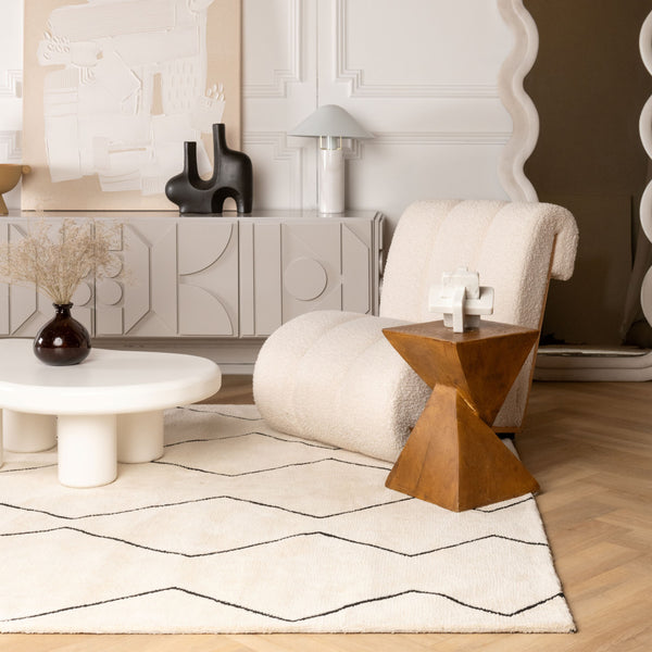 Homeroots 5' X 8' Beige And Black Geometric Power Loom Distressed Non Skid Area Rug  Polyester 534403