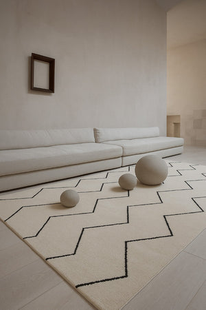 HomeRoots 5' Beige and Black Geometric Area Rug - Distressed Power Loom Design with Non-Skid Backing 7' X 10' 534404