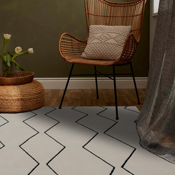 Homeroots 8' X 11' Beige And Black Geometric Power Loom Distressed Non Skid Area Rug  Polyester 534405