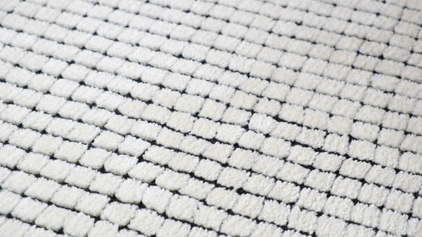 Homeroots 5' X 8' Beige And Black Checkered Power Loom Distressed Area Rug  Polyester 534409