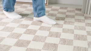 Homeroots 7' X 10' Beige And Brown Checkered Power Loom Area Rug  Polyester 534413