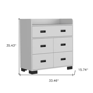 Homeroots 33" White Five Drawer Dresser  Manufactured Wood 534940