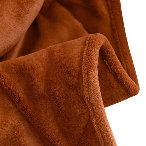 Homeroots 60" X 80" Brown Velvet Quilted Plush 18 Pound Weighted Throw Blanket  Velvet 535329