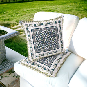 Homeroots Set Of Two 16" X 16" Green And White Blown Seam Floral Indoor Outdoor Throw Pillow  Polyester 535448