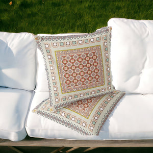 Homeroots Set Of Two 16" X 16" Orange And White Blown Seam Floral Indoor Outdoor Throw Pillow  Polyester 535451