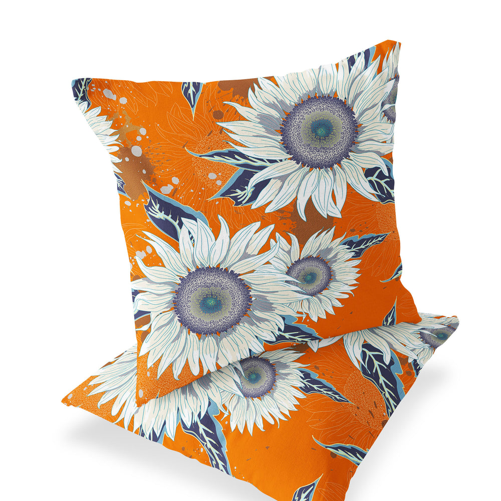 Homeroots Set Of Two 16" X 16" Red And White Blown Seam Floral Indoor Outdoor Throw Pillow  Polyester 535507