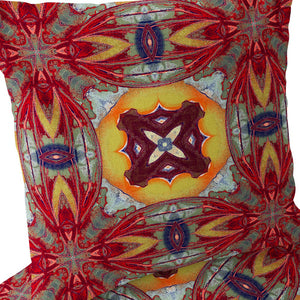 Homeroots Set Of Two 16" X 16" Green And Red Blown Seam Floral Indoor Outdoor Throw Pillow  Polyester 535607