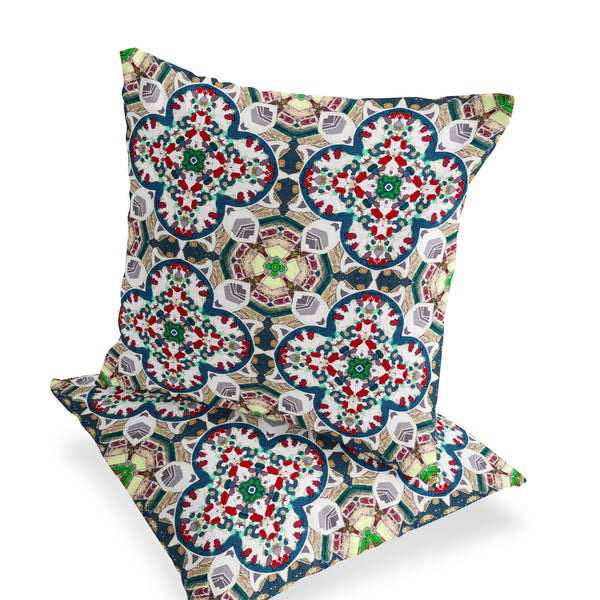 Homeroots Set Of Two 16" X 16" Green And White Blown Seam Floral Indoor Outdoor Throw Pillow  Polyester 535617