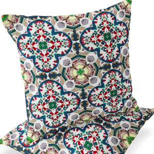 Homeroots Set Of Two 16" X 16" Green And White Blown Seam Floral Indoor Outdoor Throw Pillow  Polyester 535617