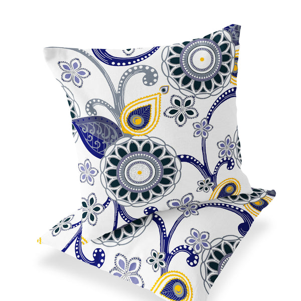 Homeroots Set Of Two 16" X 16" Blue And White Blown Seam Floral Indoor Outdoor Throw Pillow  Polyester 535719