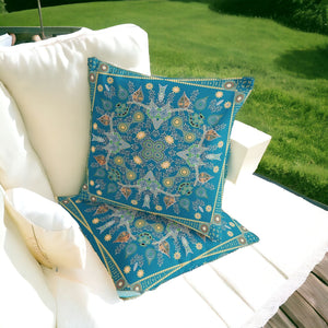 Homeroots Set Of Two 16" X 16" Green And Yellow Blown Seam Paisley Indoor Outdoor Throw Pillow  Polyester 535742