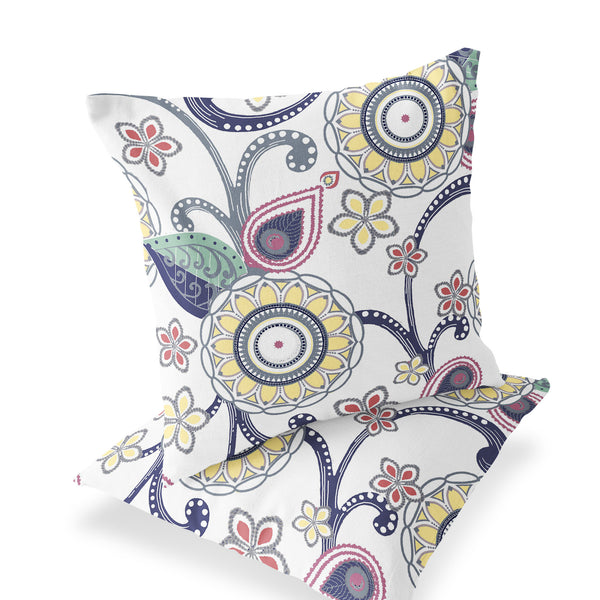 Homeroots Set Of Two 16" X 16" Yellow And White Blown Seam Floral Indoor Outdoor Throw Pillow  Polyester 535752