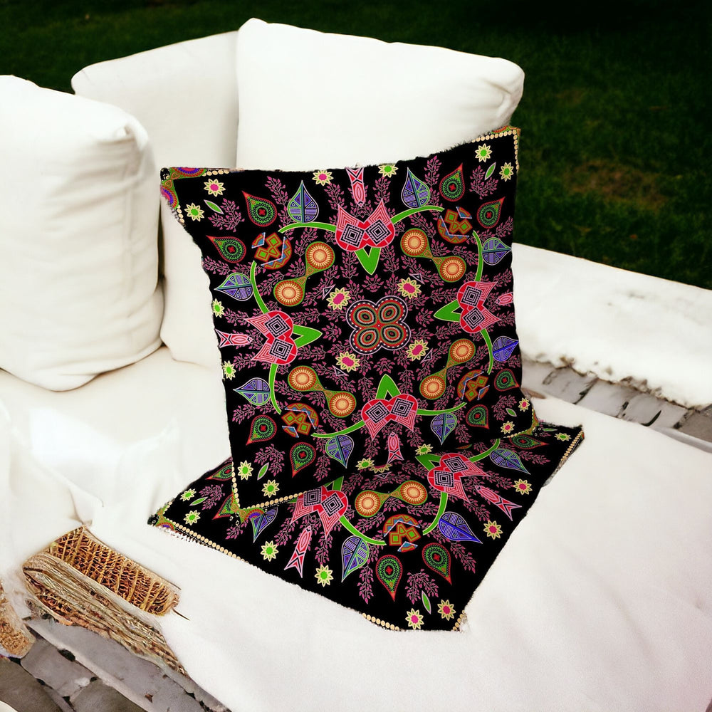 Homeroots Set Of Two 16" X 16" Black And Pink Blown Seam Paisley Indoor Outdoor Throw Pillows  Polyester 535773