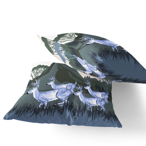 Homeroots Set Of Two 16" X 16" Blue And Green Reindeer Indoor Outdoor Throw Pillow  Polyester 535837