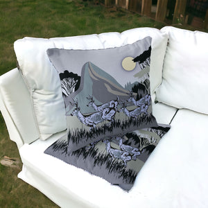 Homeroots Set Of Two 16" X 16" Black And Gray Reindeer Indoor Outdoor Throw Pillow  Polyester 535840