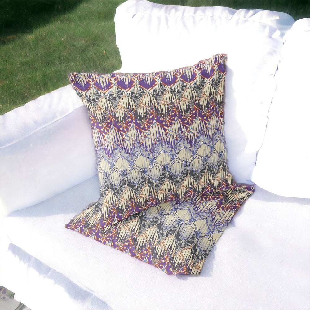 Homeroots Set Of Two 16" X 16" Gray And Red Geometric Indoor Outdoor Throw Pillow  Polyester 535878