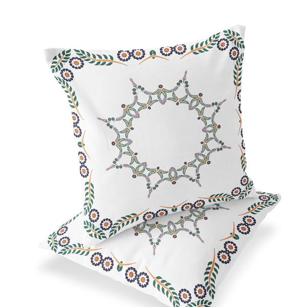Homeroots Set Of Two 16" X 16" Green And White Botanical Indoor Outdoor Throw Pillow  Polyester 535894