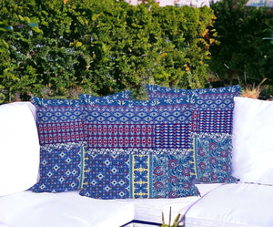 HomeRoots Set of Three Blue and White Botanical Throw Pillows - Stylish Indoor/Outdoor Cushions for Comfort 535949