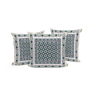 Homeroots Set Of Three 16" X 16" Green And White Botanical Indoor Outdoor Throw Pillow  Polyester 535951