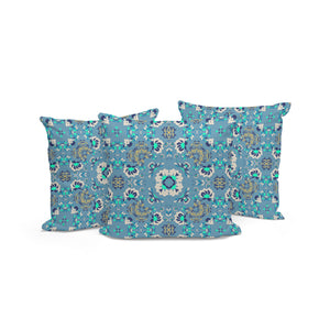 Homeroots Set Of Three 16" X 16" Blue And Green Botanical Indoor Outdoor Throw Pillow  Polyester 535973